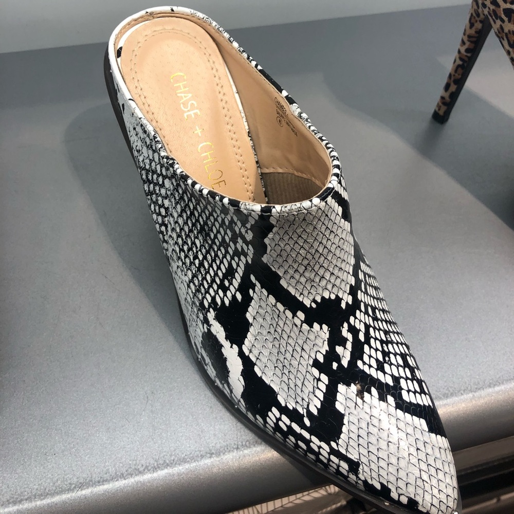 NWT - Snake Black/White Mule Booties - Firm Price - Picture 2 of 5